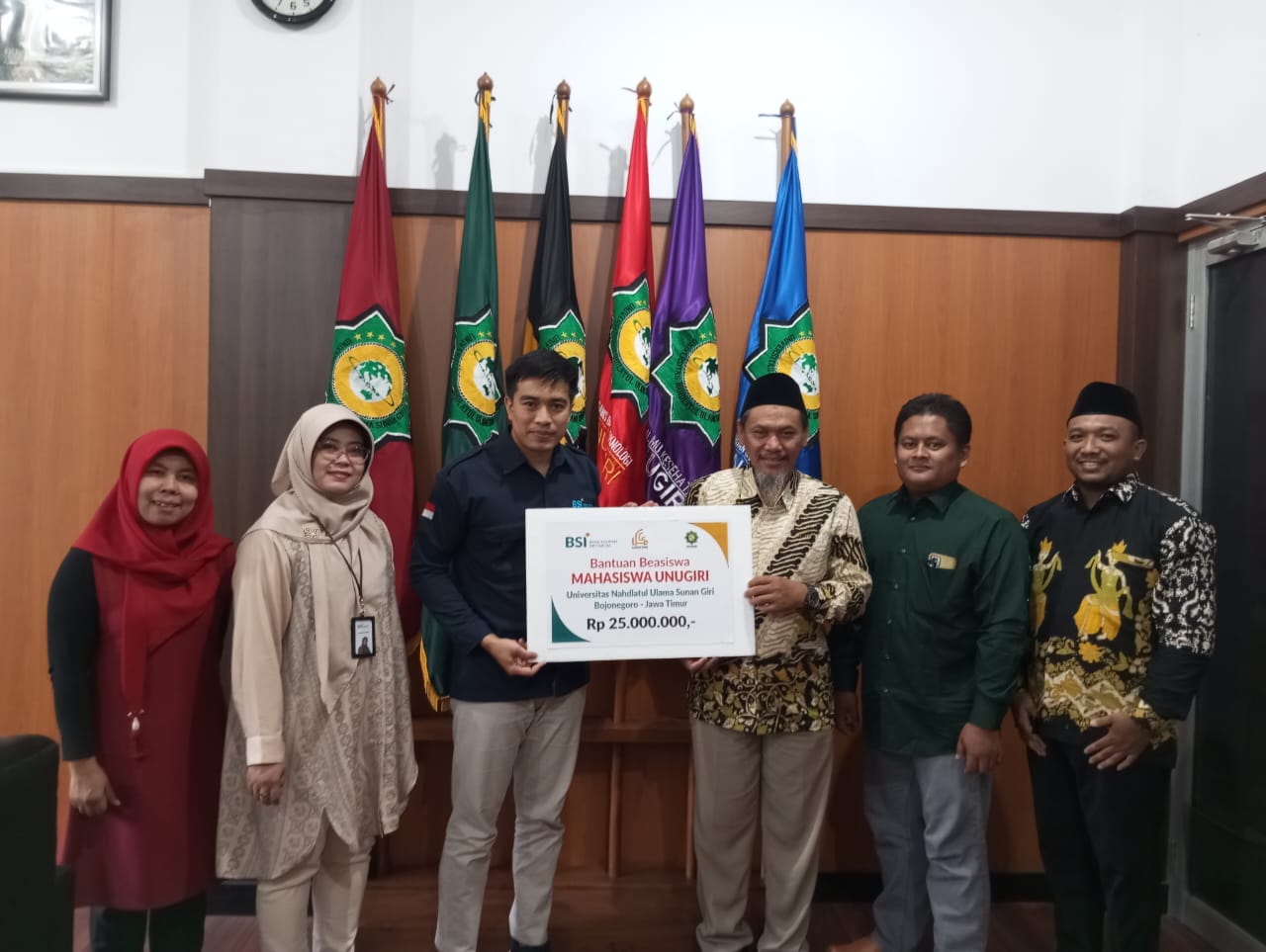 Penyerahan Beasiswa BSI Tahun 2023